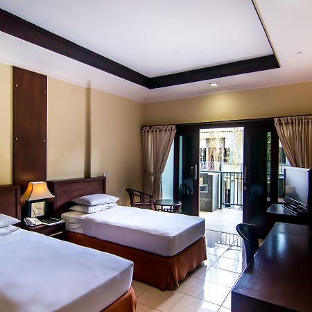 Champlung Mas Hotel Legian, Kuta Luaran gambar